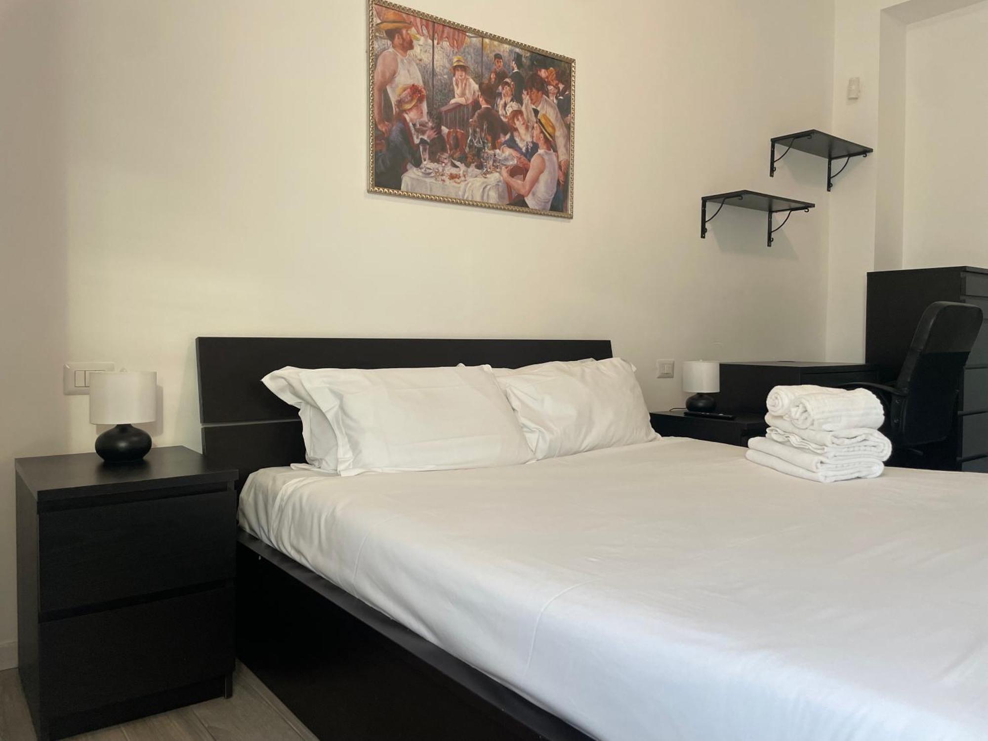 Gardone - Ampio Con 2 Da Letto - Comodo Per Duomo! Milaan