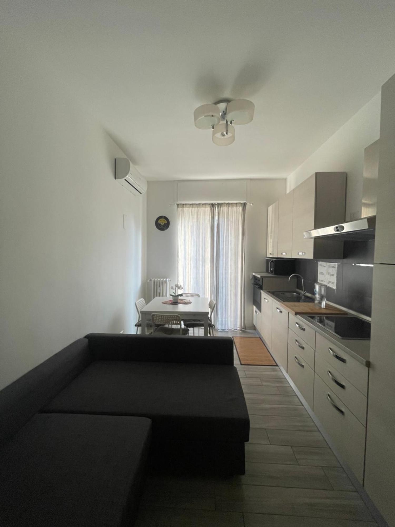 Appartement Gardone - Ampio Con 2 Da Letto - Comodo Per Duomo!
