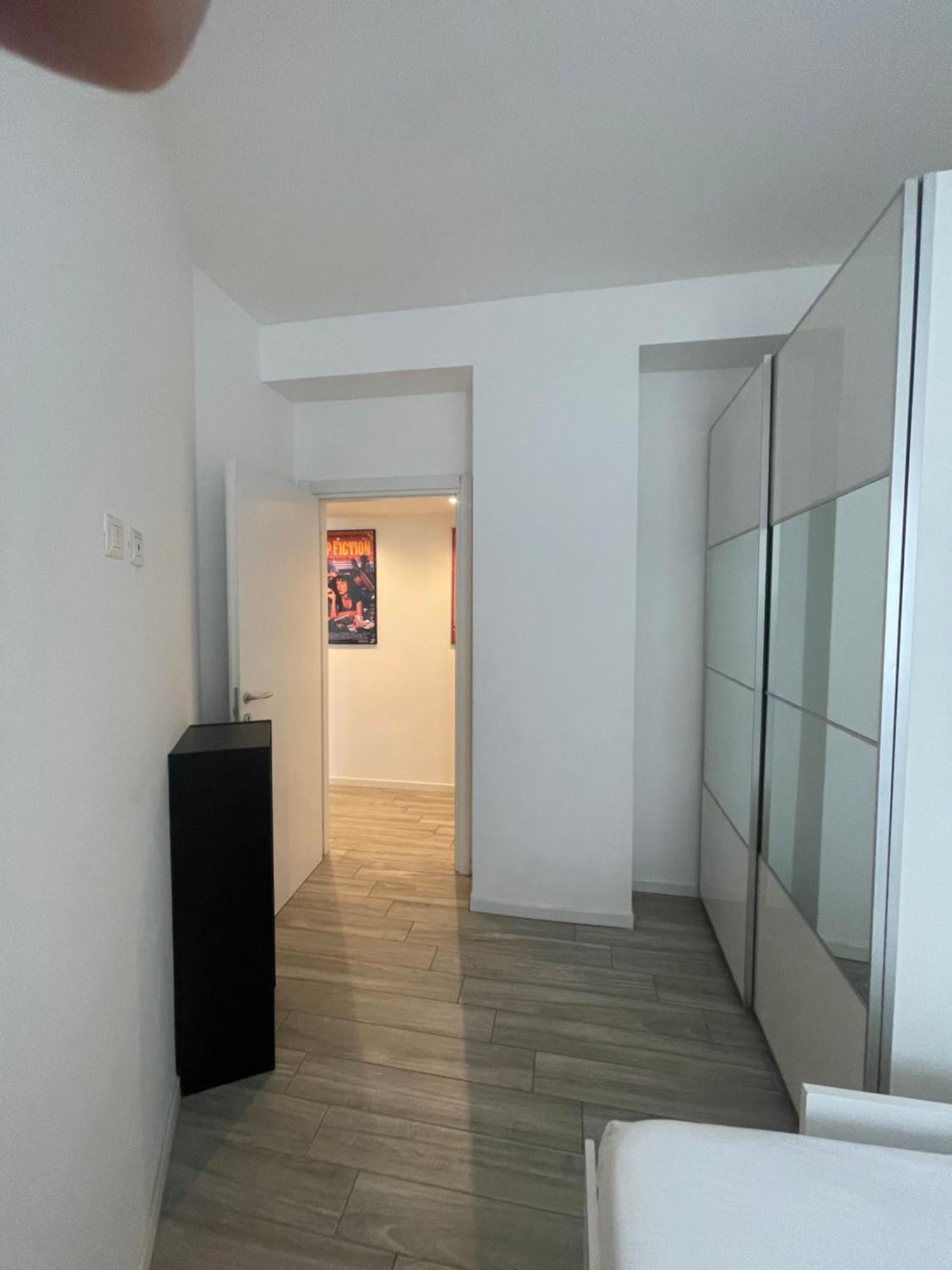 Appartement Gardone - Ampio Con 2 Da Letto - Comodo Per Duomo! Milaan